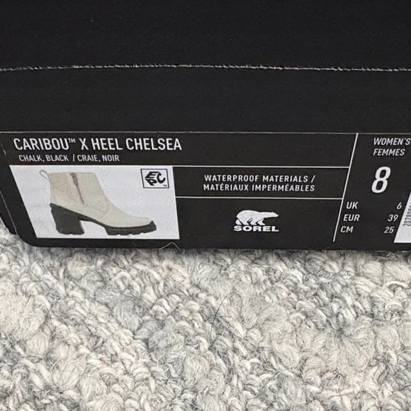 Sorel Women's Textured White Ankle Boots size 8-new - Picture 2 of 6